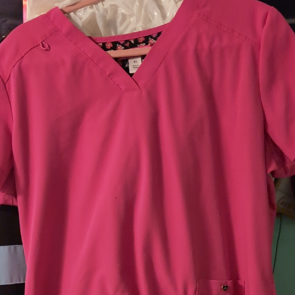 3 Pc. Betsey Johnson Flamingo Pink Scrub Set. 1 Top 2 Pants